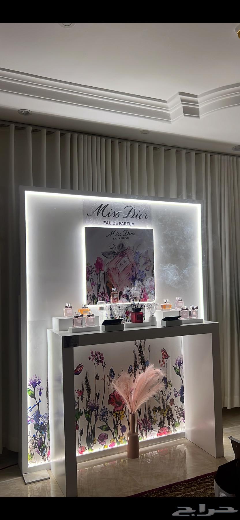 كورنر عطور للمناسبات64415128234371111