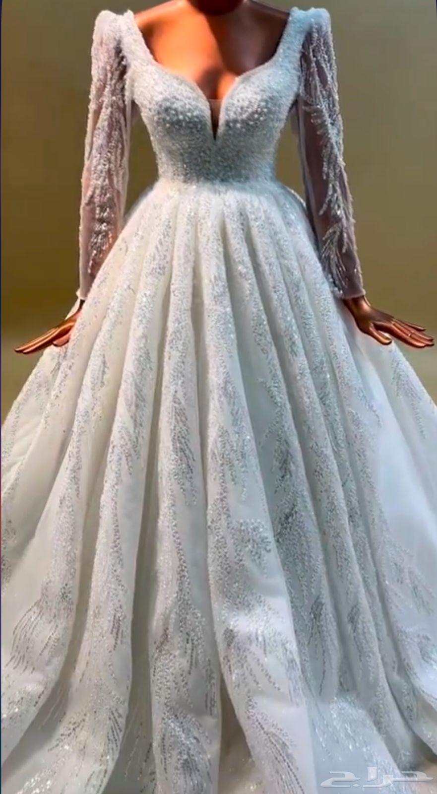 فستان زواج نضيف لا يحتوي على اي شق او تلف معاه شرعه ب 50064414355739137111