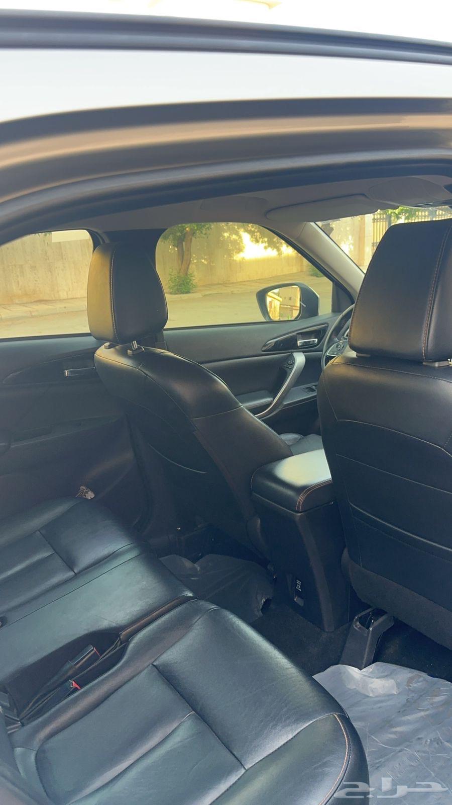 متسوبيشي مديل 2019 الممشى 100 فيه رفرف مكينه قير شرط64569192769922114