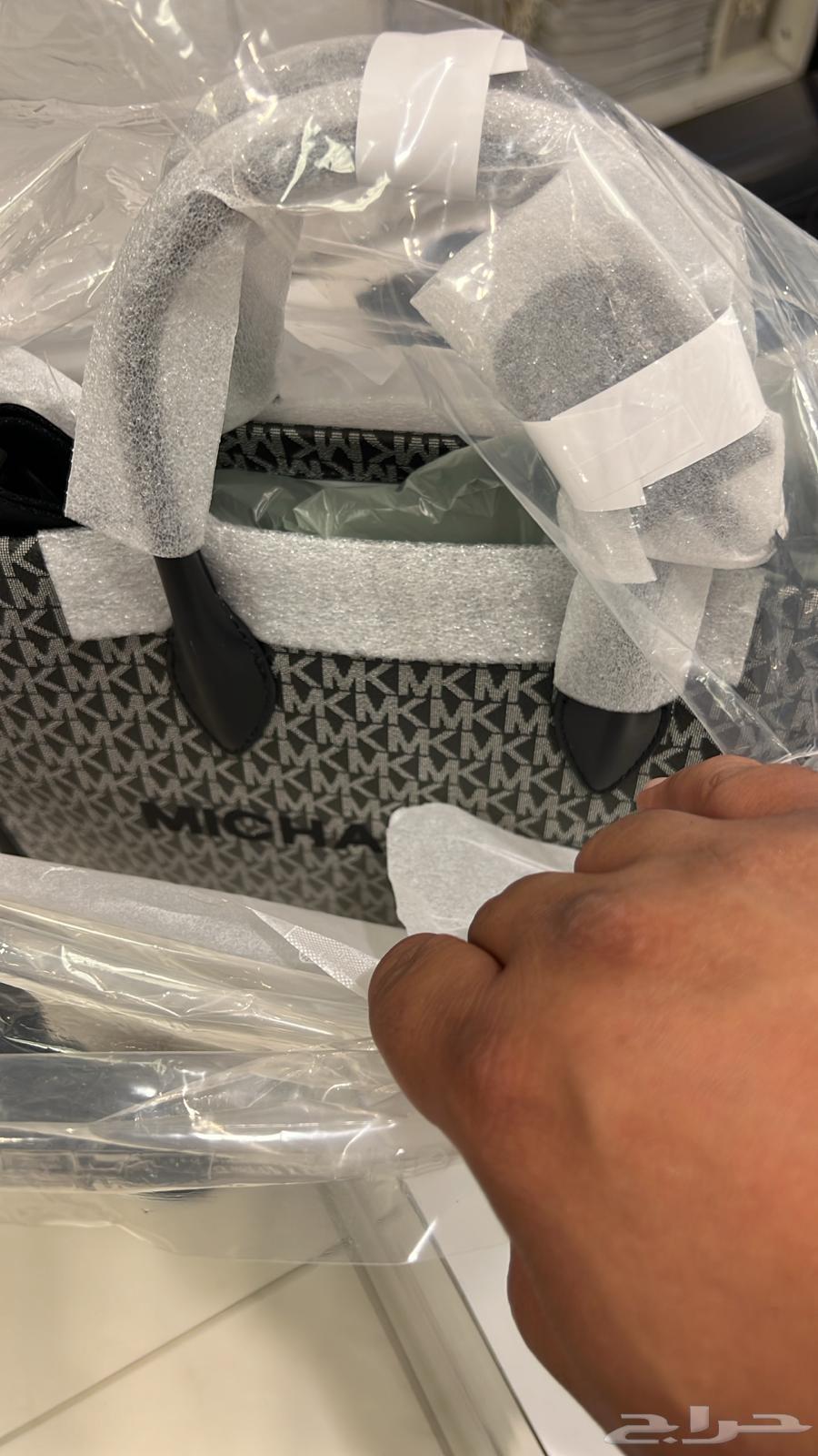 شنط ماركات اصليه للبيع64412575409538113