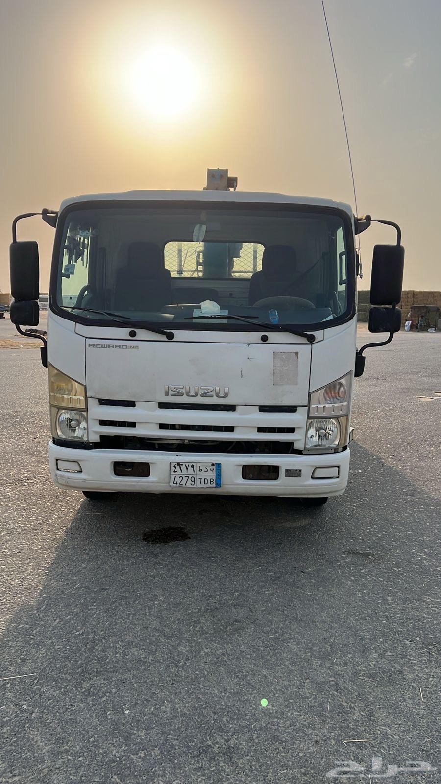 دنه هيدروليك 3 طن للإجار شهري يفضل مووسسه64576590198530110