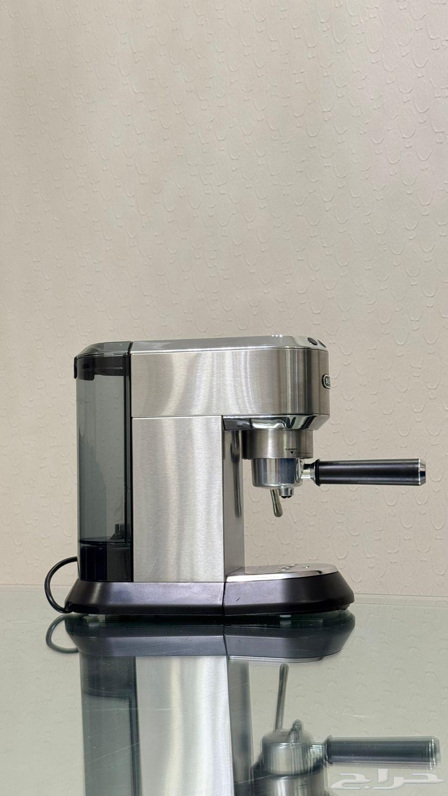 مكينة قهوة شبة جديدة64416413563522113