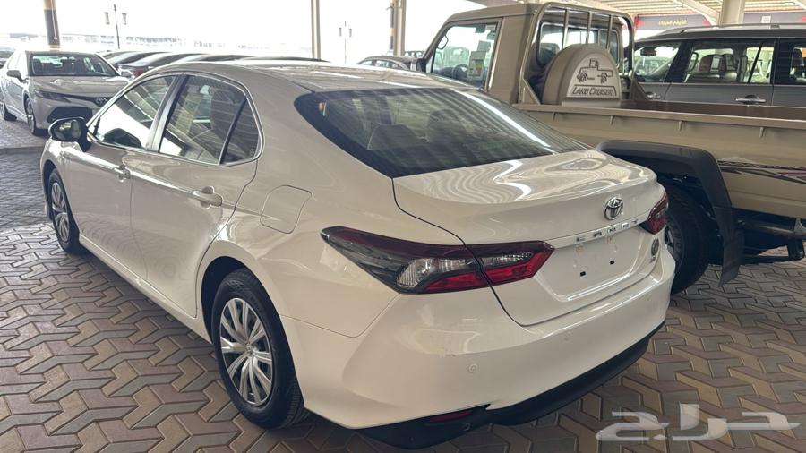 Camry LE 2022 with 7 thousand mileage for 88 thousand64575670974979111