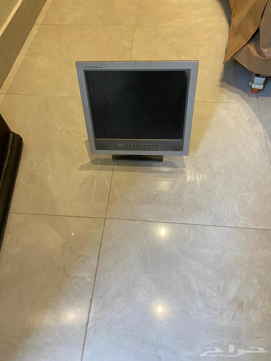 Old computer screen heritage64416161232387111