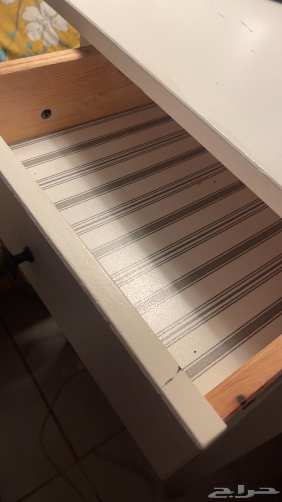 طاوله64421987715075111