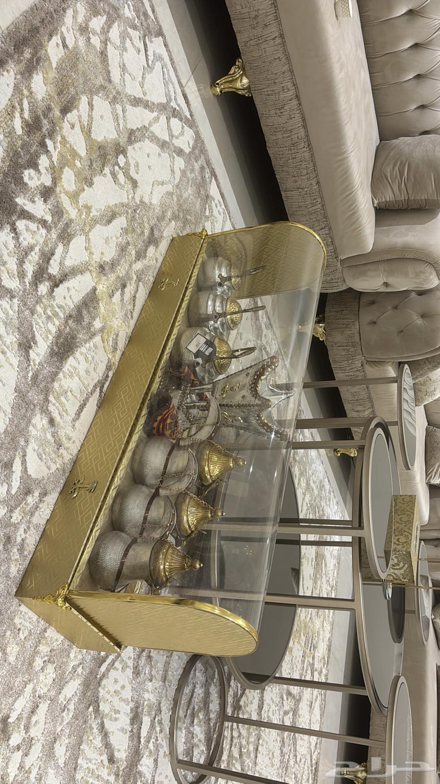 طقم دلال وأباريق فاخر - وكالة جديد اقل من السعر الأصلي64421040103811112