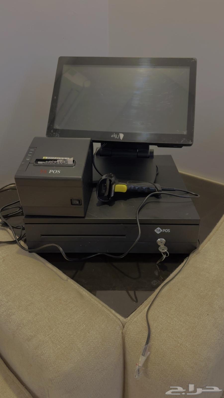 كاشير مطاعم وكوفي64424388436353111