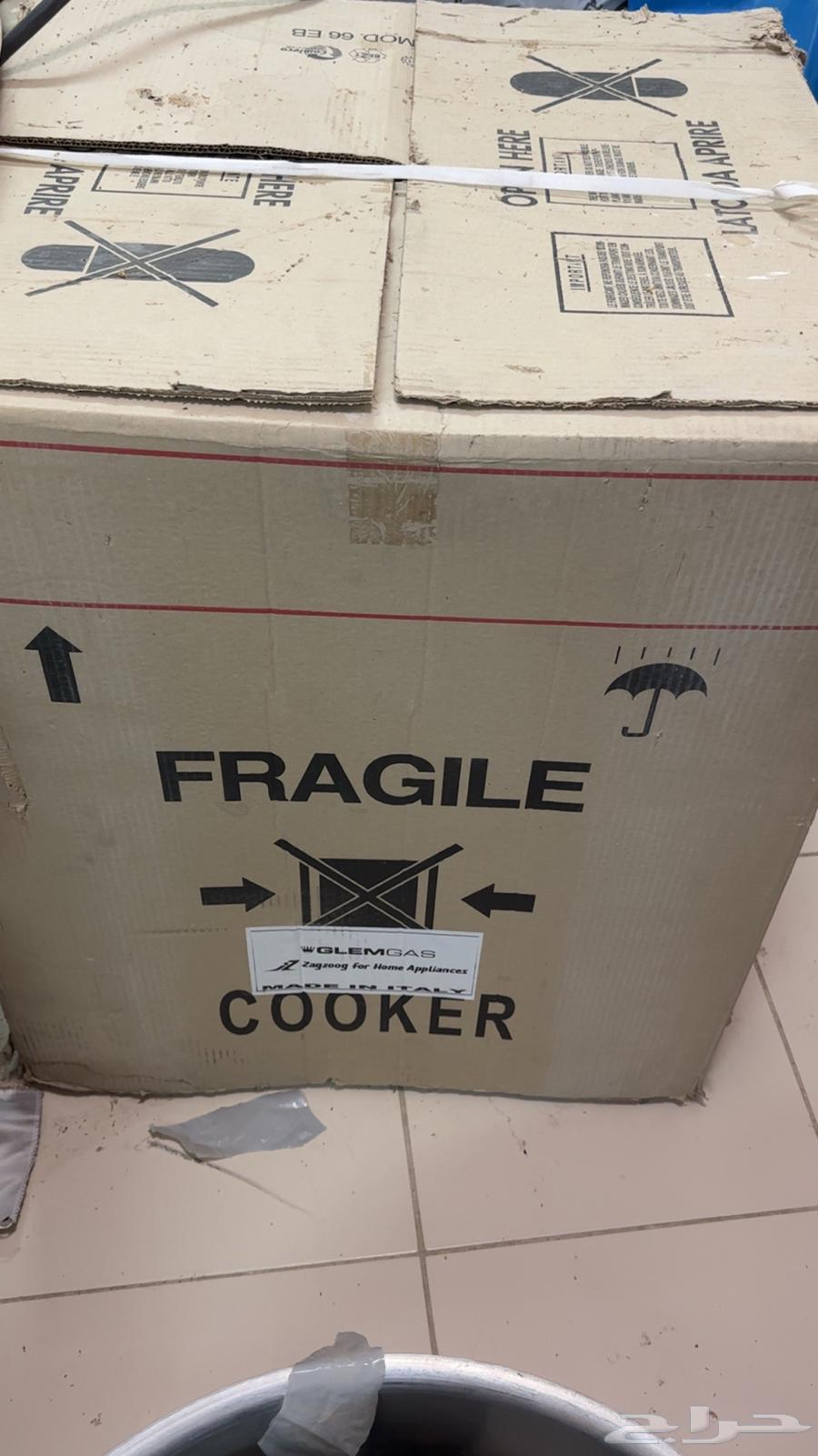 لبيع فرن كهربائي جديد بكرتونه64423198664961112