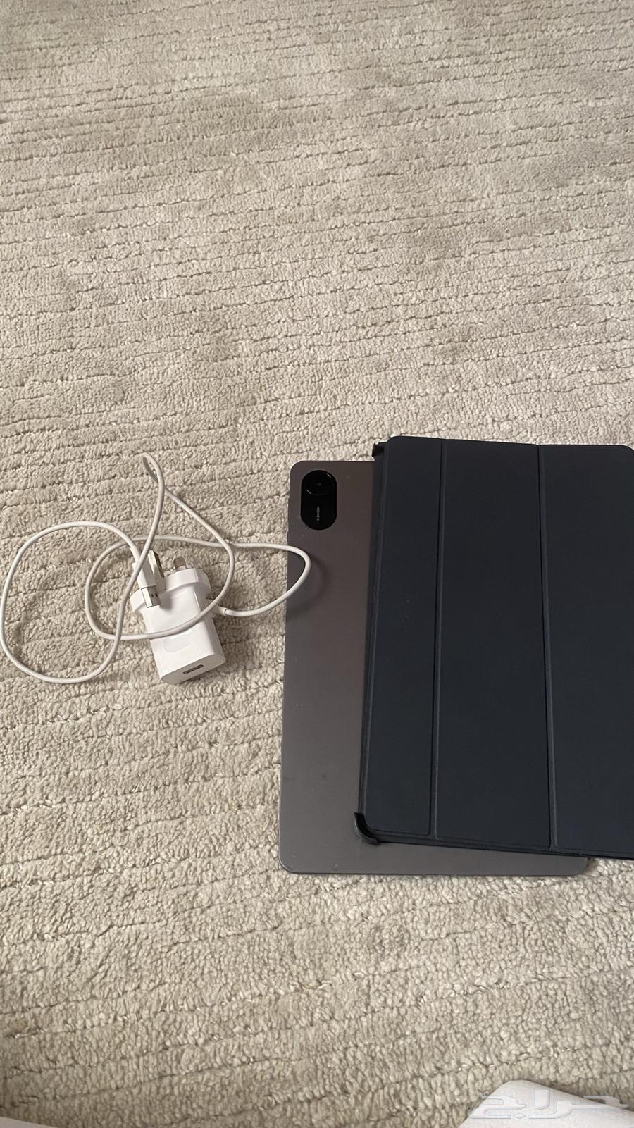 ايباد Honor يأتي معه شاحن الوكالة وكفر في نفس الوقت ستاند64425797514881110