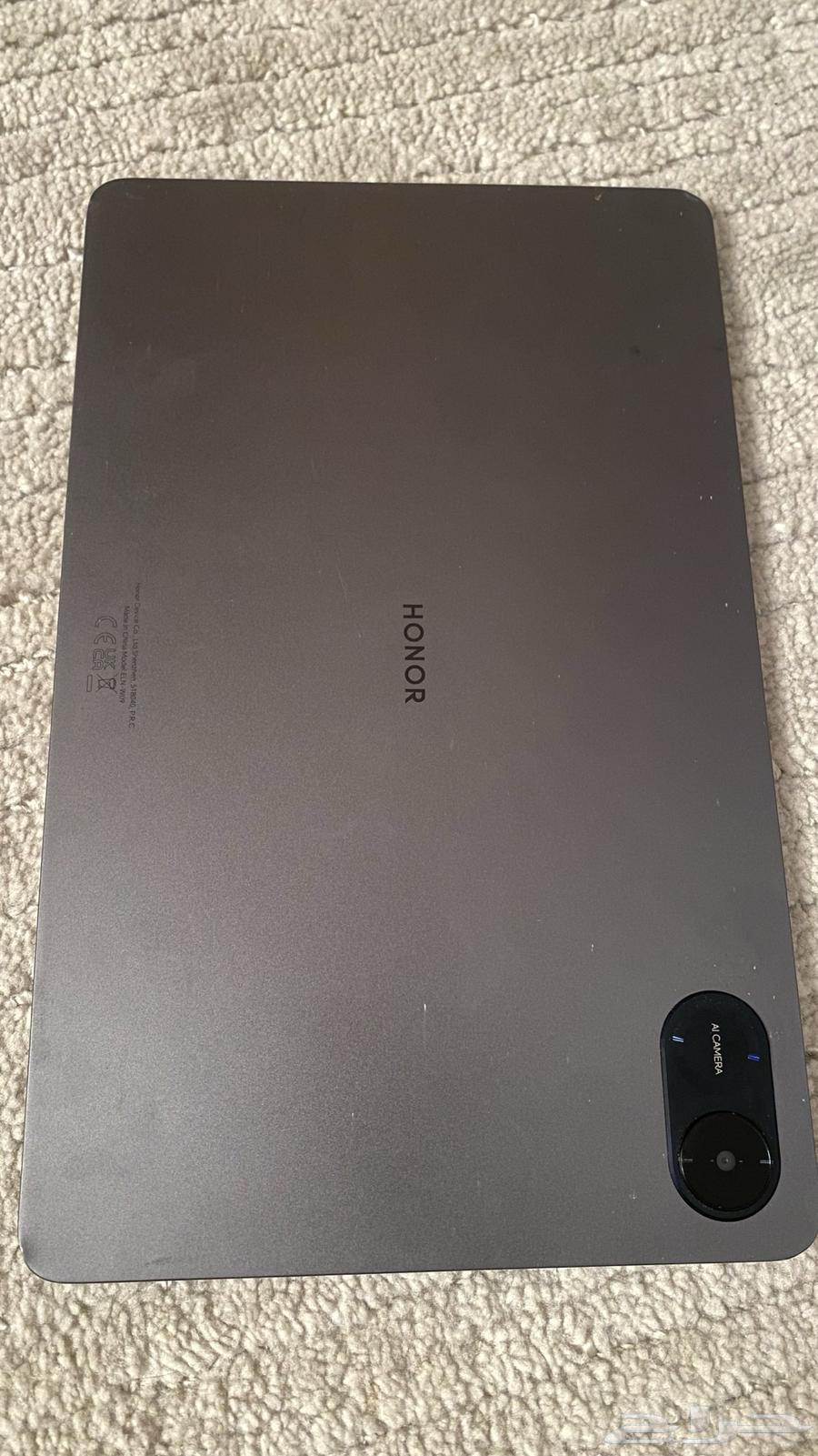 ايباد Honor يأتي معه شاحن الوكالة وكفر في نفس الوقت ستاند64425797514881113