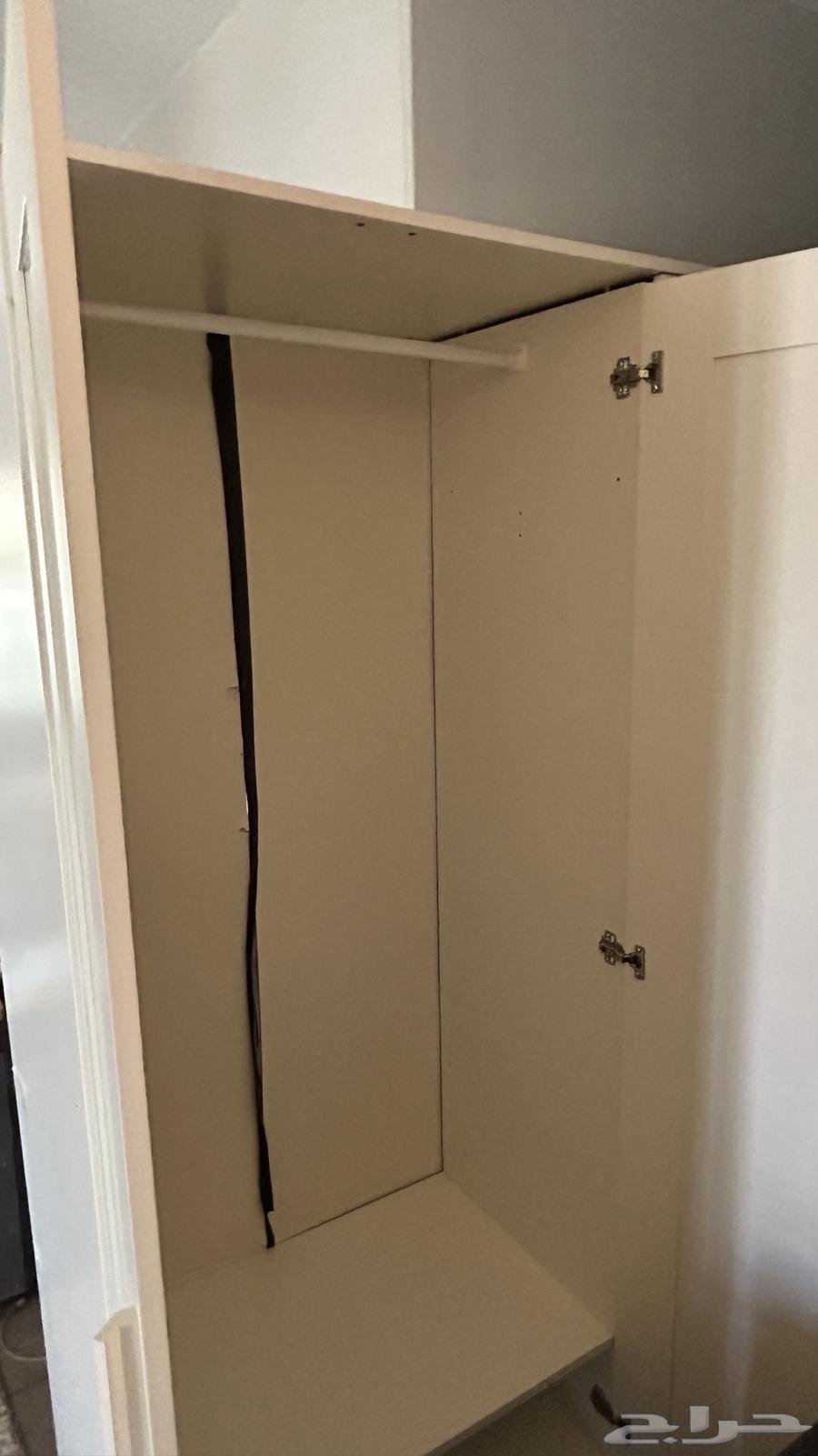 دولاب أبيض أنيق بسعر مغري في ينبع الصناعية - عرض محدود64423134702338111