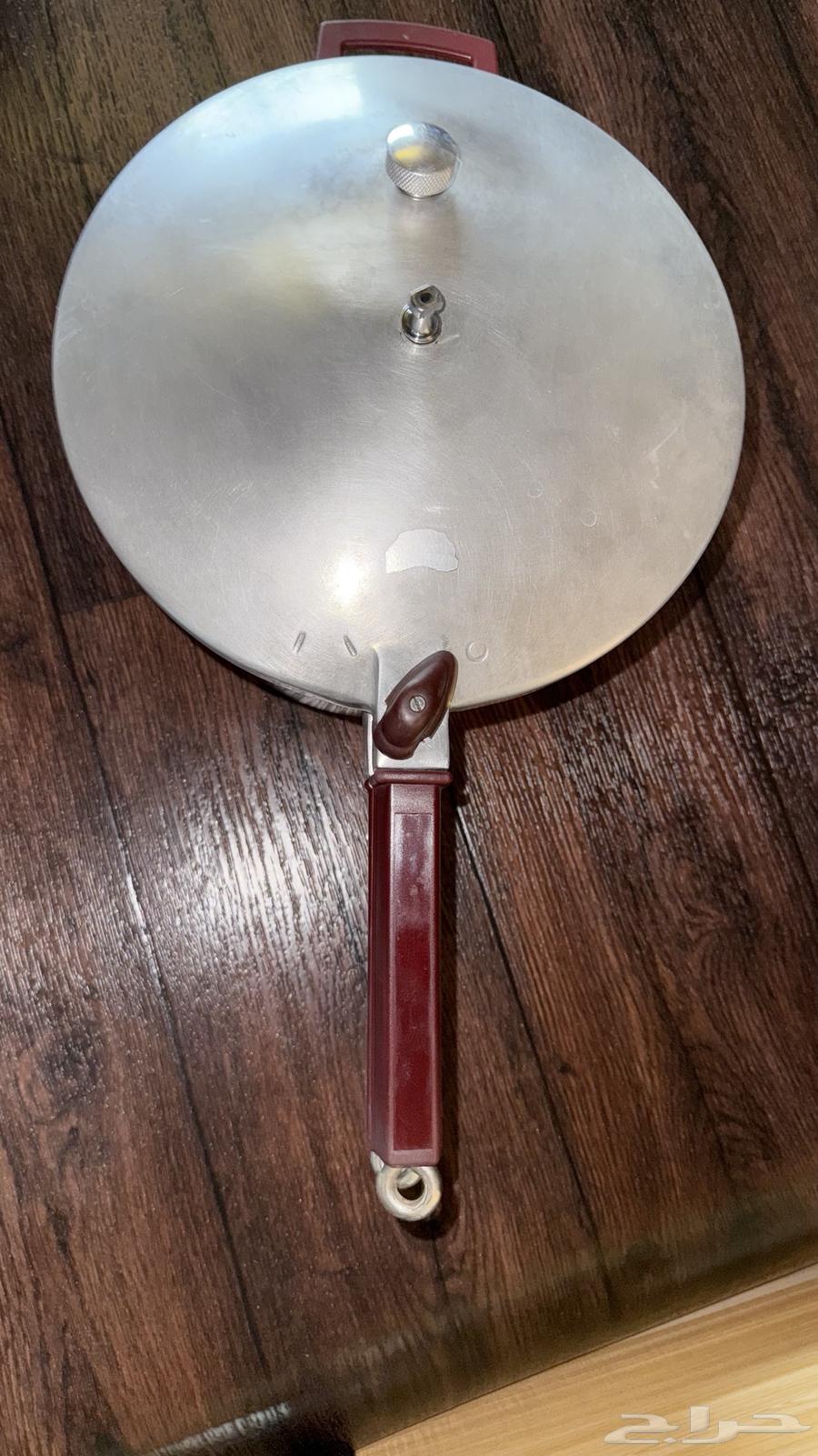 قدر مقاس 6 لتر نظيف على الشرط64423355036547114