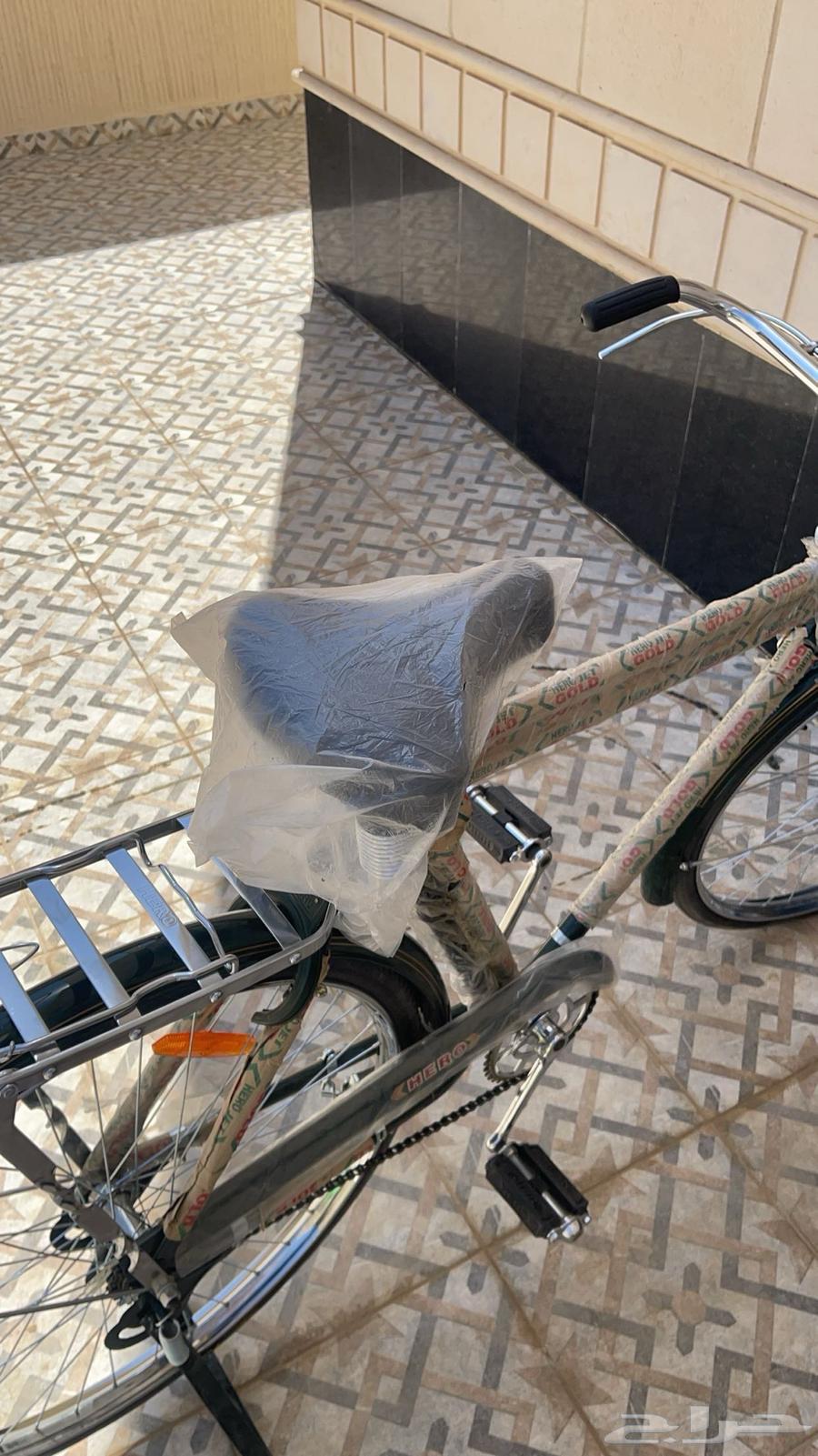 New Pakistani bicycle, one part missing64581319618178114