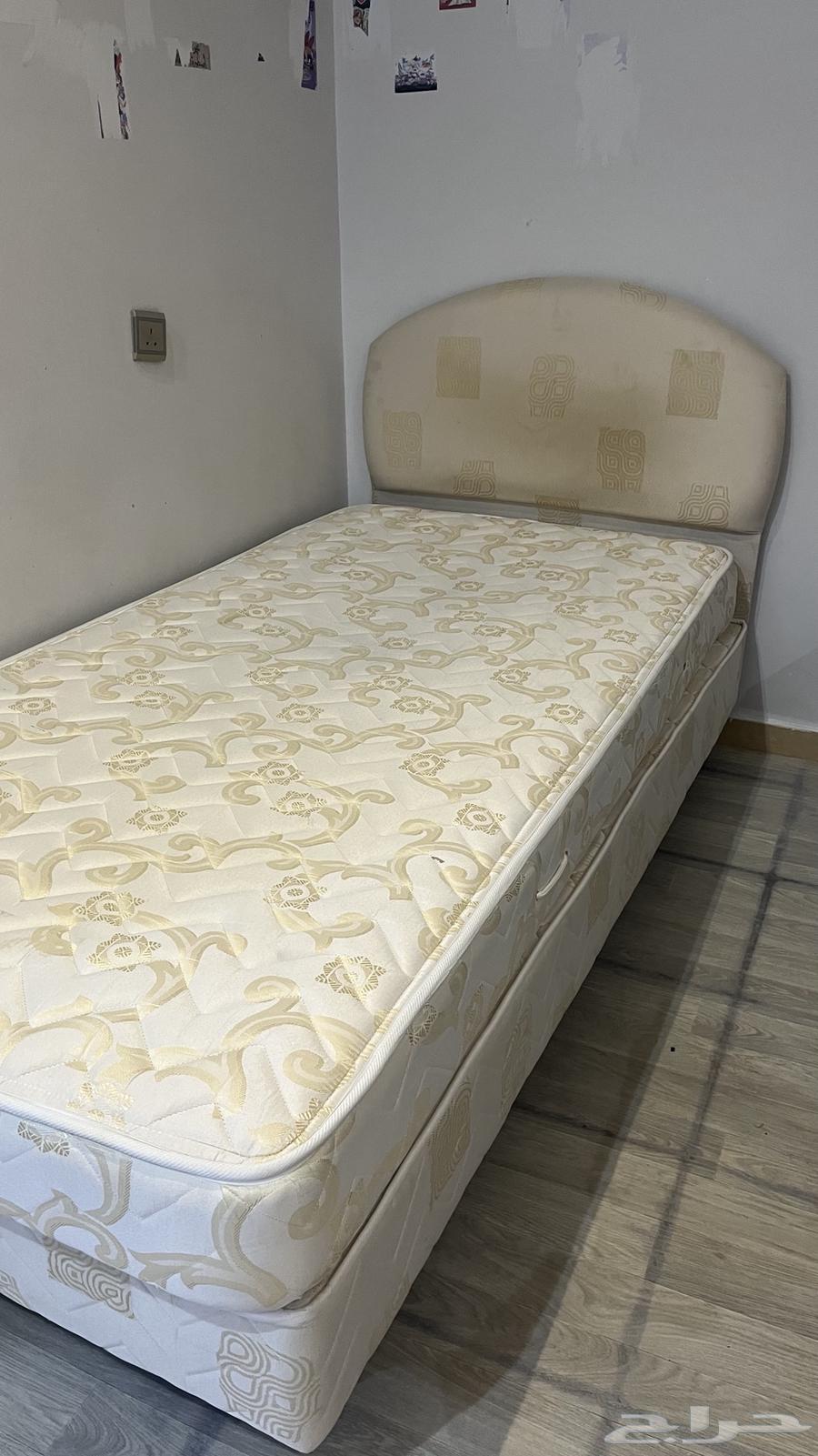 سرير نفر استعماله سنه64420283231105110