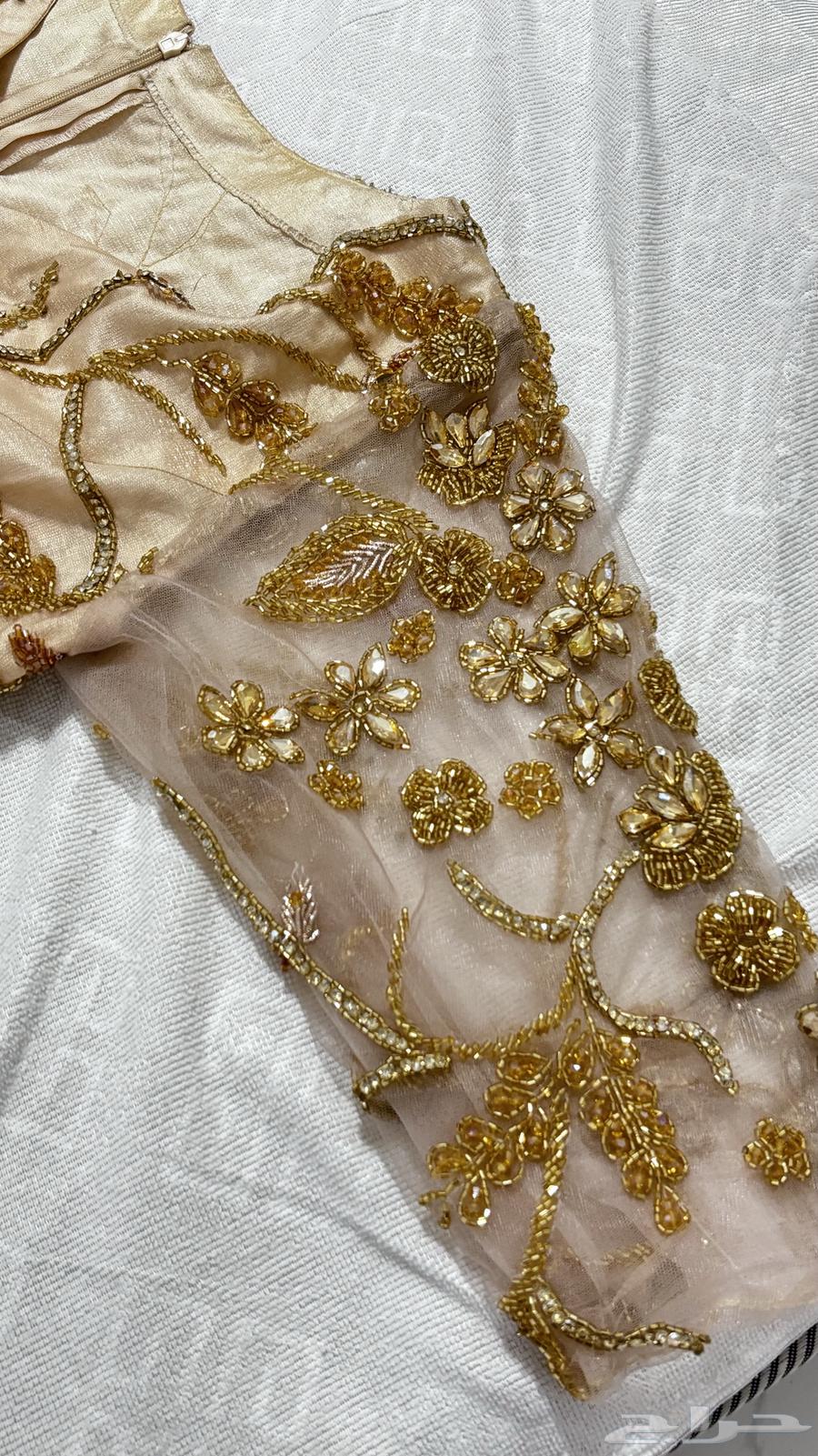 فستان خربزي ذهبي64422178174979112