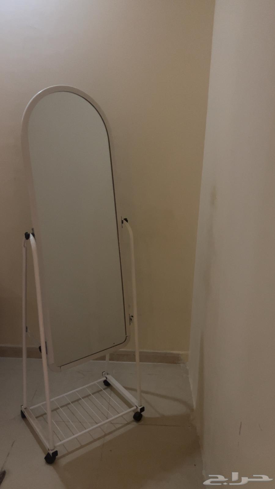 مرايا مرآة اشتريت قبل سنه ب99 من العرض وببيع ب7064422191664899112