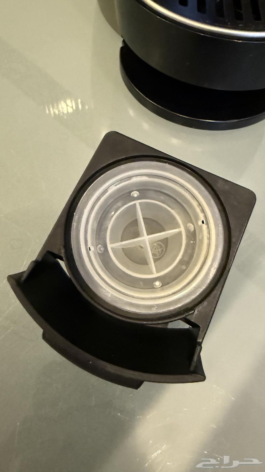 ماكينة قهوة شبه جديدة نسبريسو nespresso dolce gusto64423917790594113