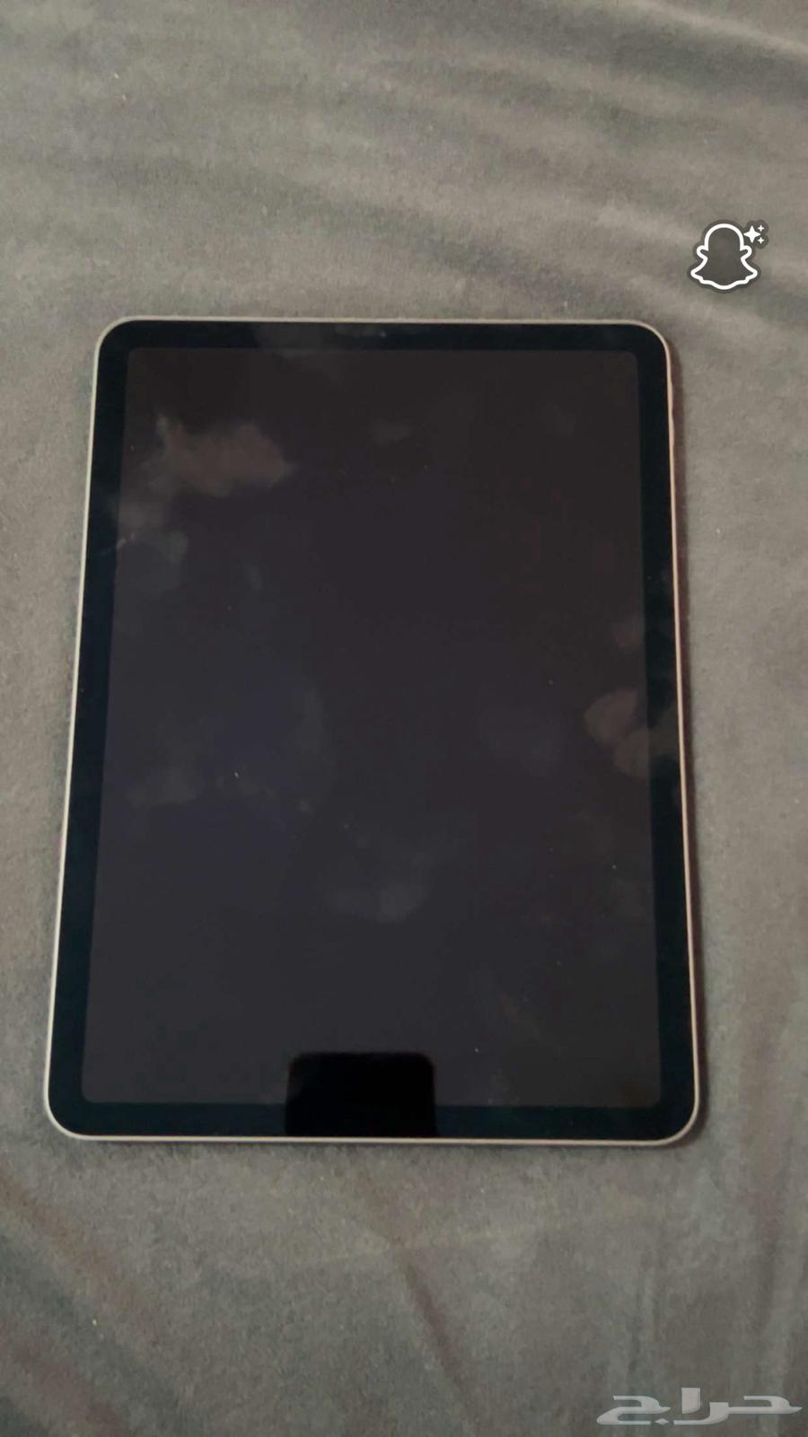 شاشه ايباد للبيع وكاله و جديده مافيها اي خدش64422353929089110