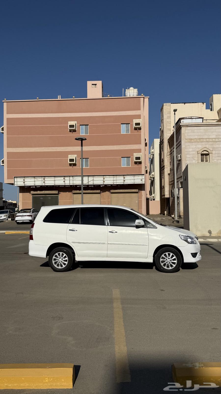 انوفا موديل 2012 للبيع64583767208706112