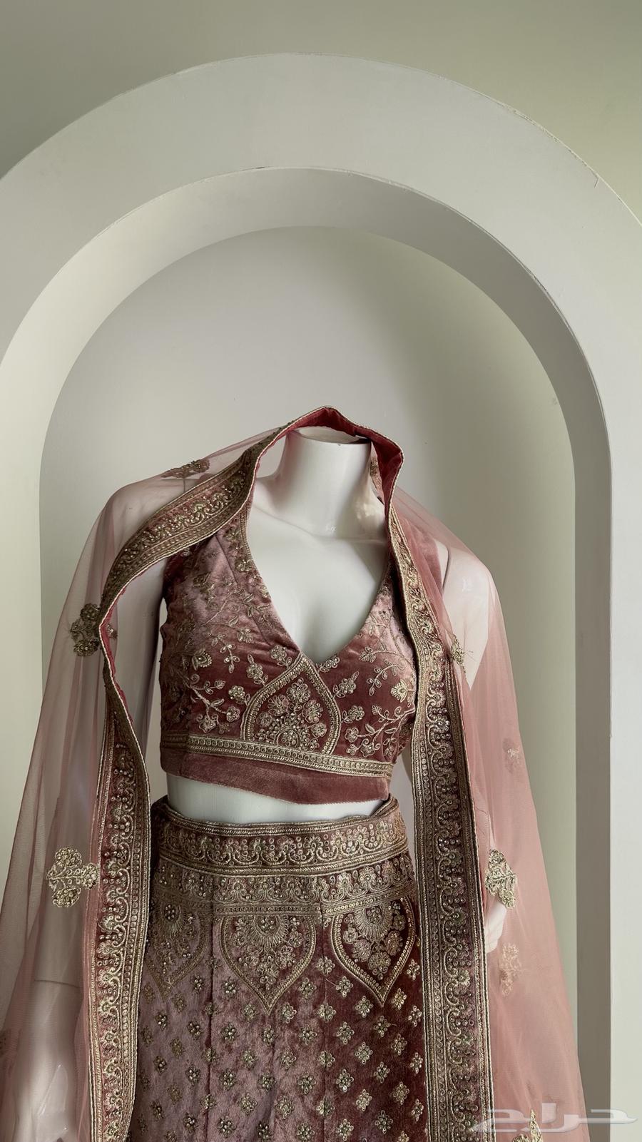 ساري هندي للبيع64423448830338114