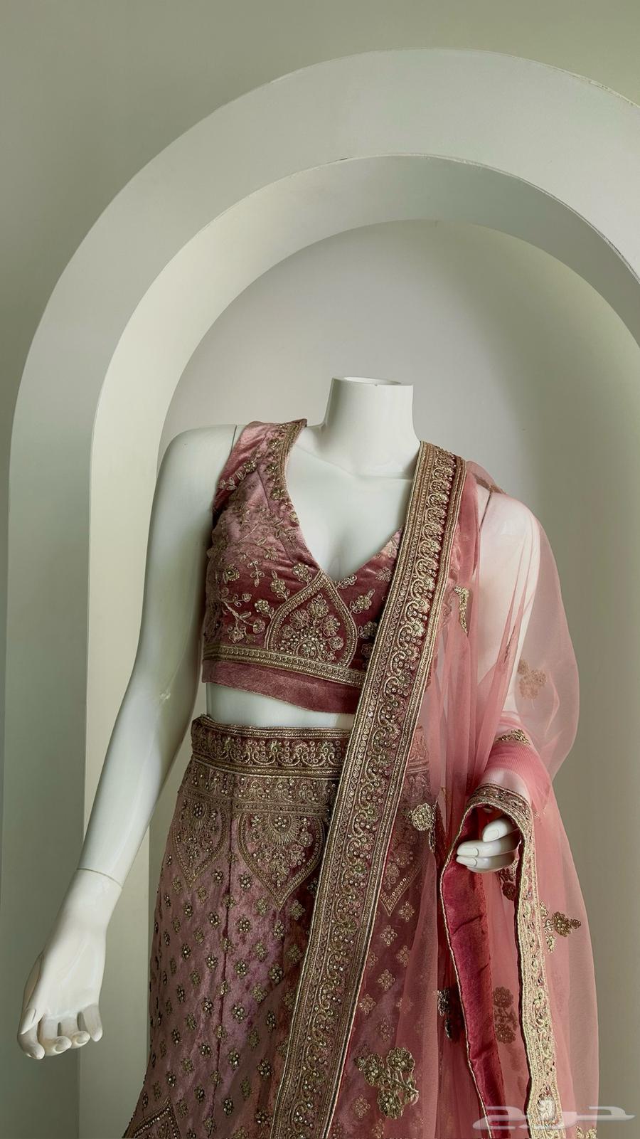 ساري هندي للبيع64423448830338110