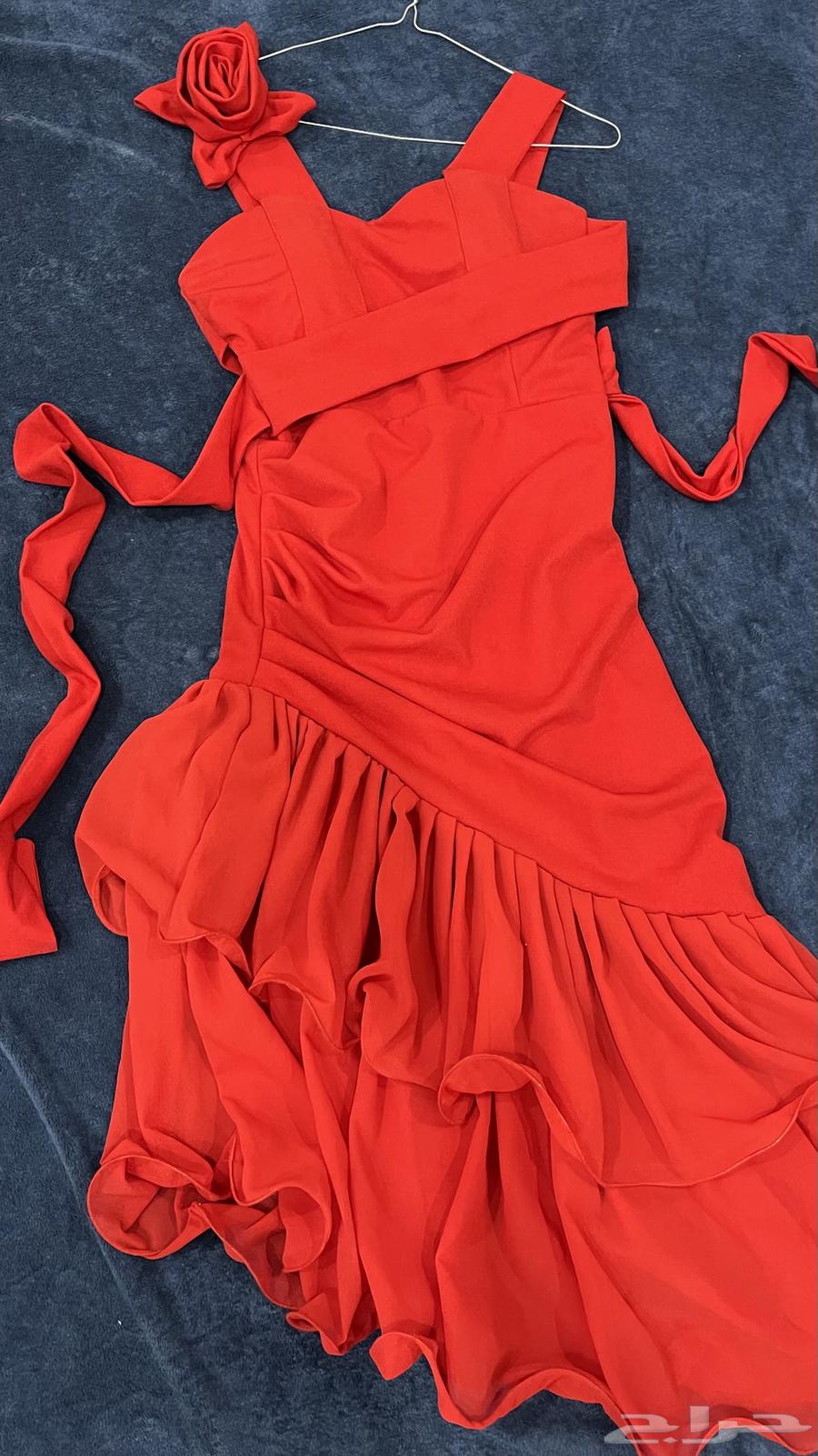 فساتين للبيع64420216079234111