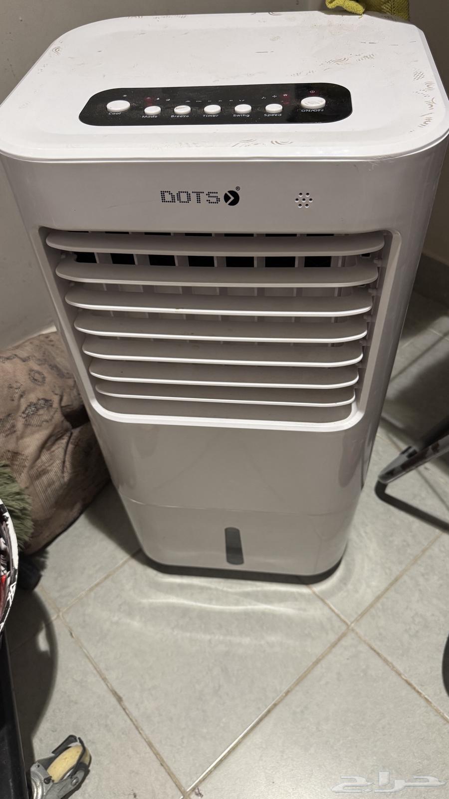 مكتبة تلفزيون معلق جديد مااستخدمتها أبدا ومكيف جديد للبيع64419522531075114