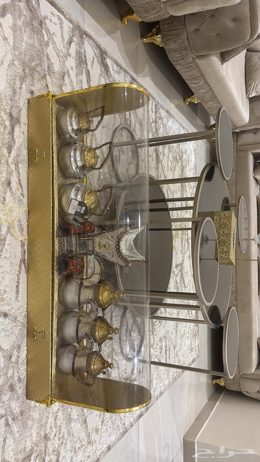 طقم دلال وأباريق فاخر - وكالة جديد اقل من السعر الأصلي64421040103811111