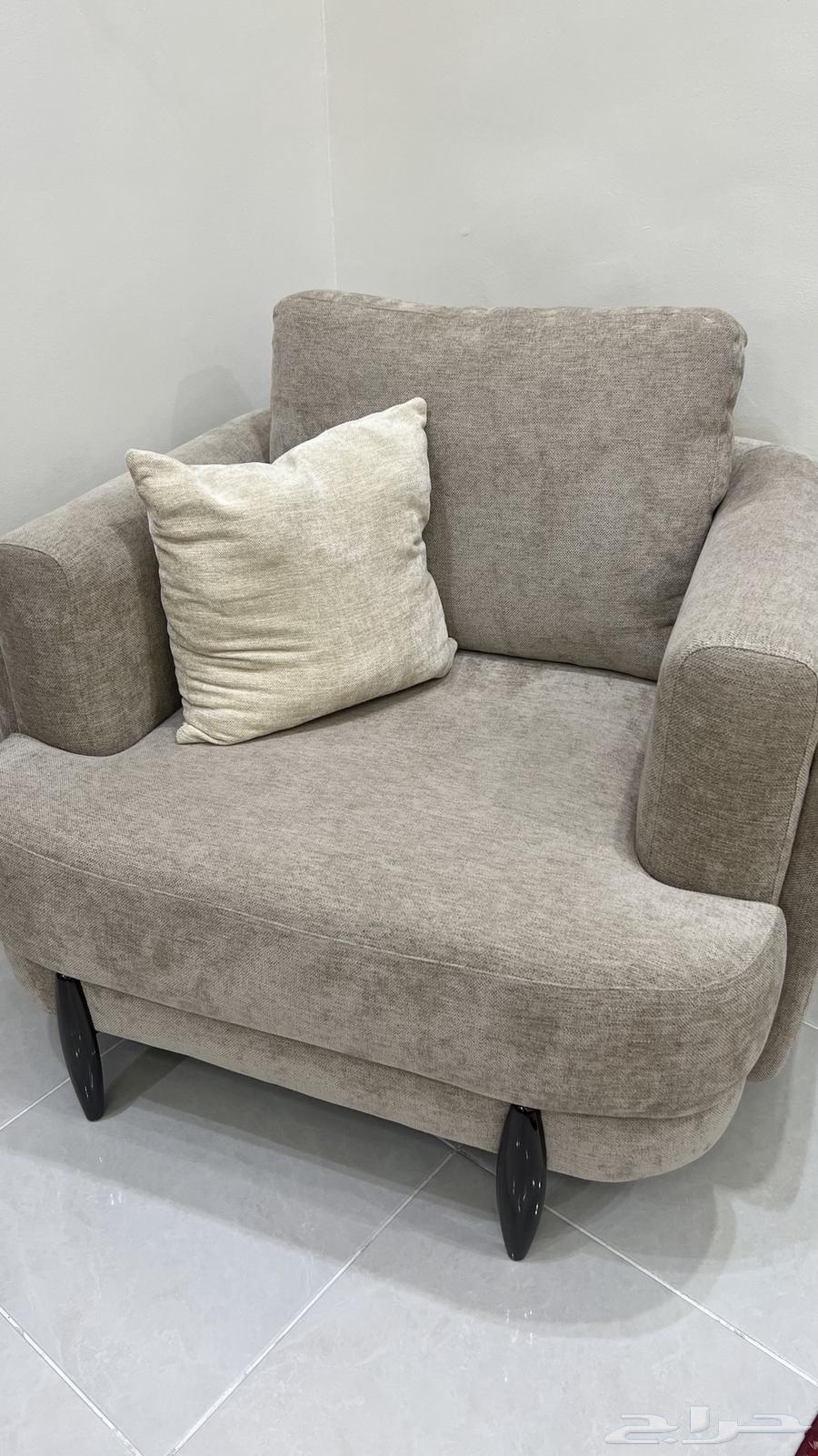 New single sofa64420350792195112