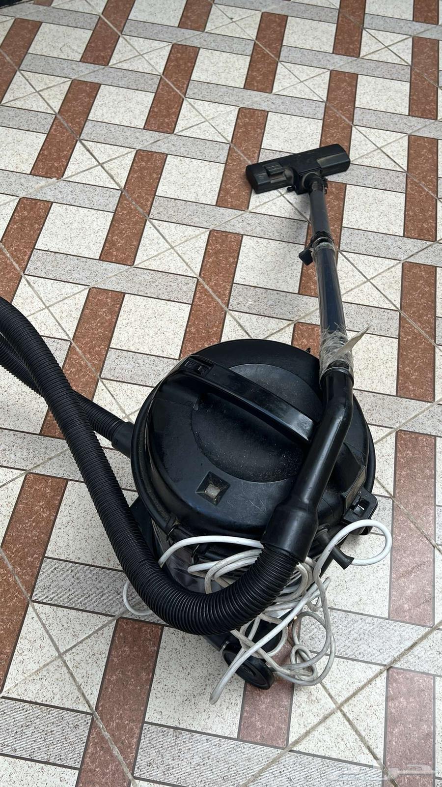 مكنسه كهربائيه64423850997635110