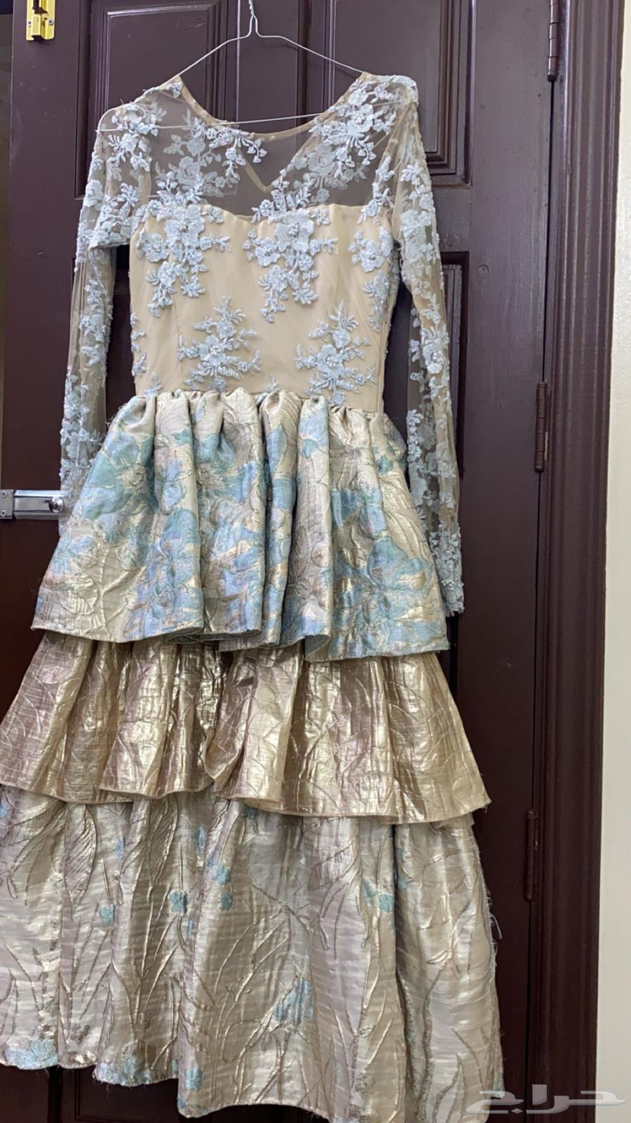 فستان شريته ب 700 استخدامته مرتين بس نضيف توها جديد64423339178497110