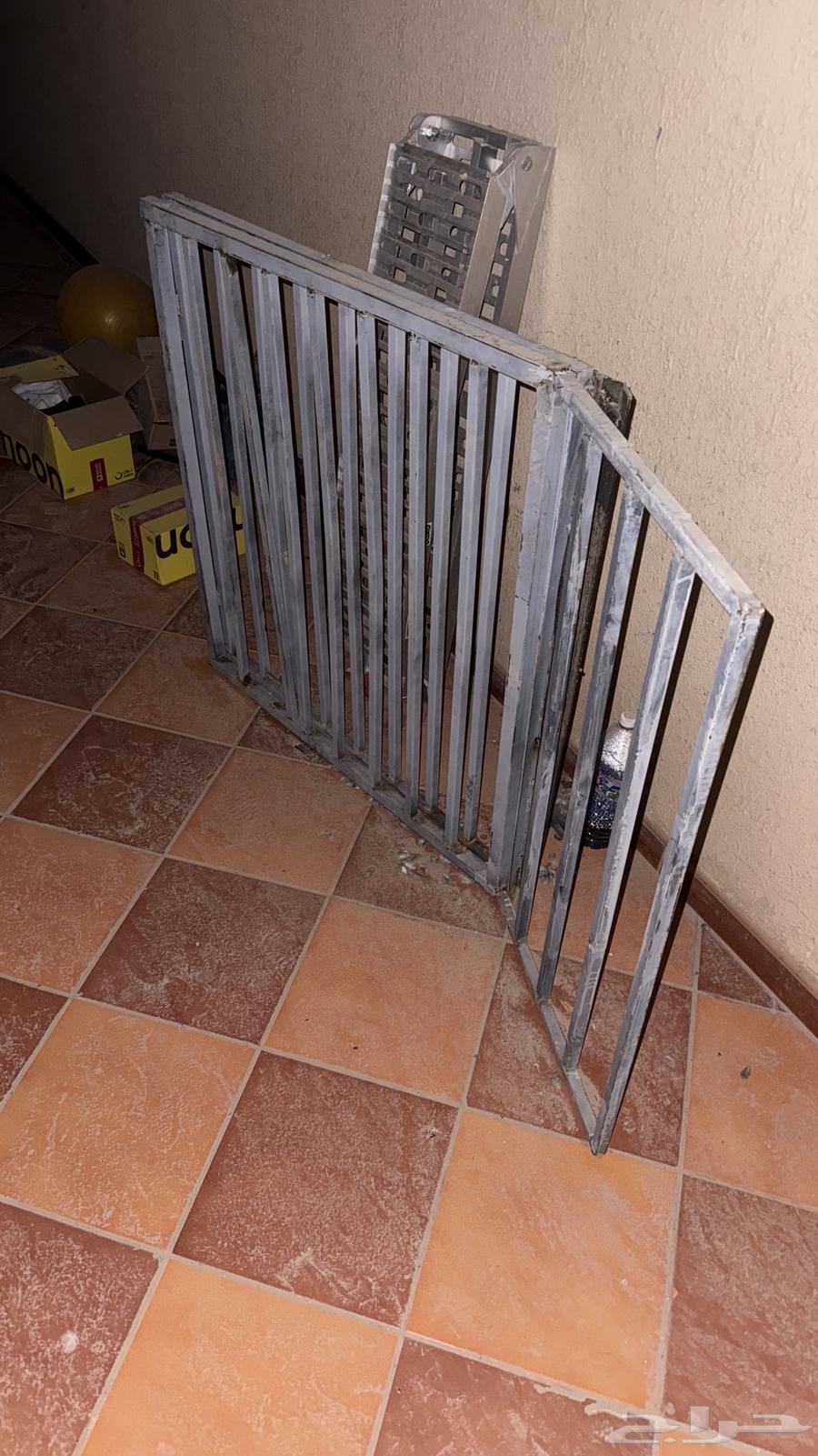 حديدة لرفع الدباب64421458787841112