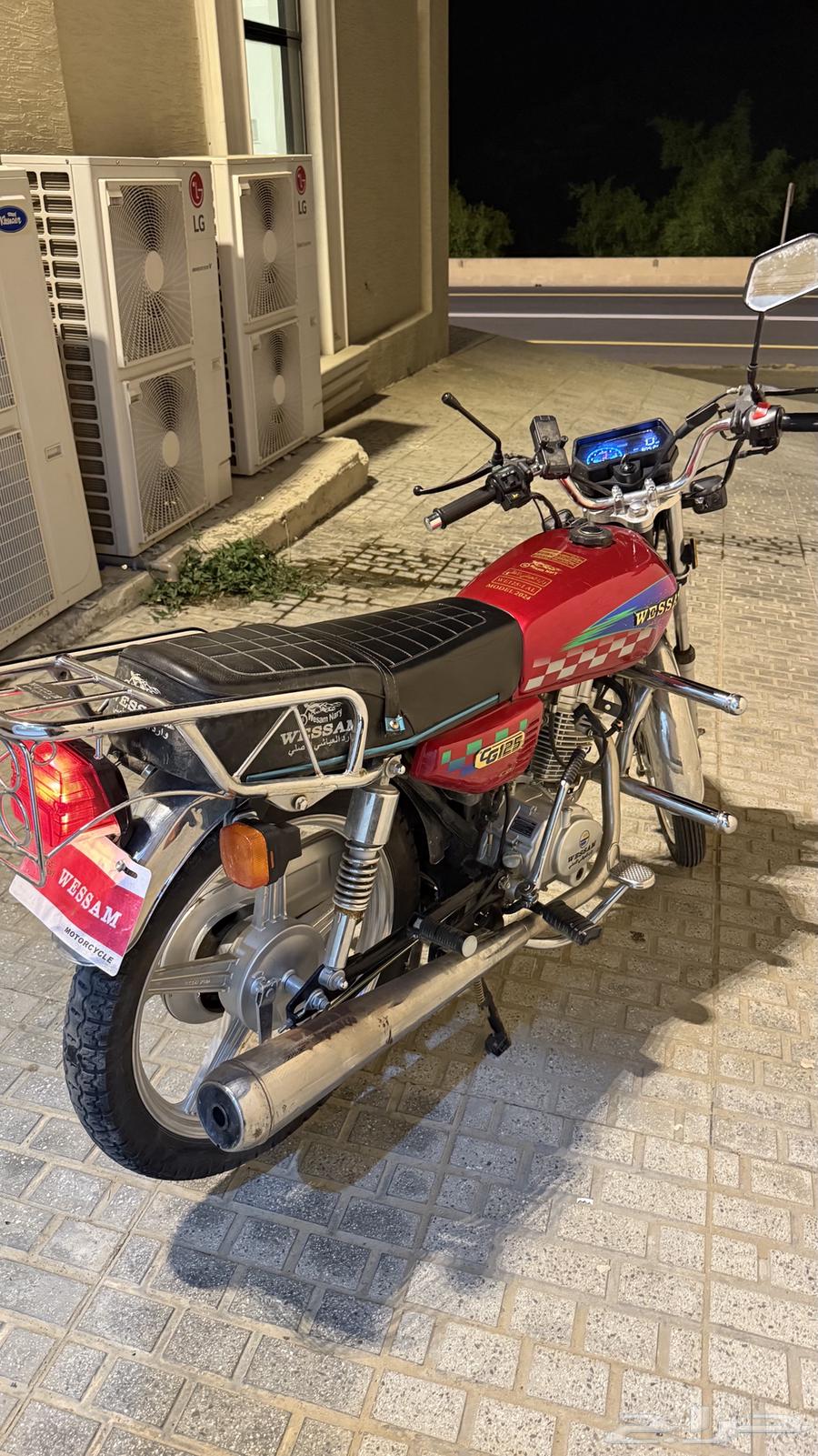 دباب 12564586401518850114