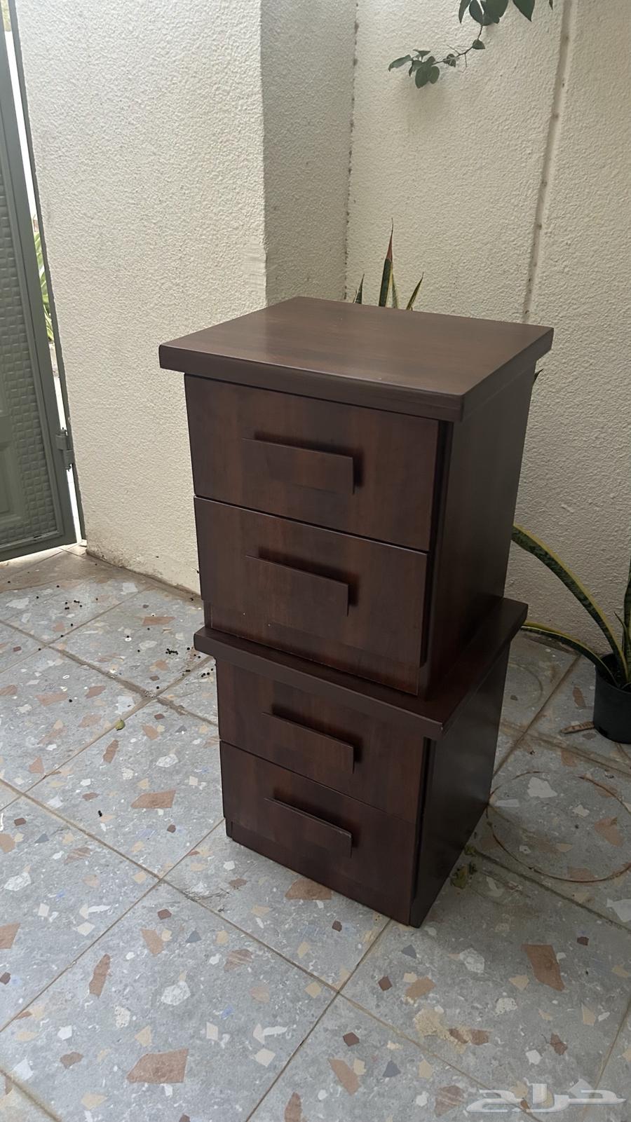 Dark Brown Commode with a Great Price64423542673282110