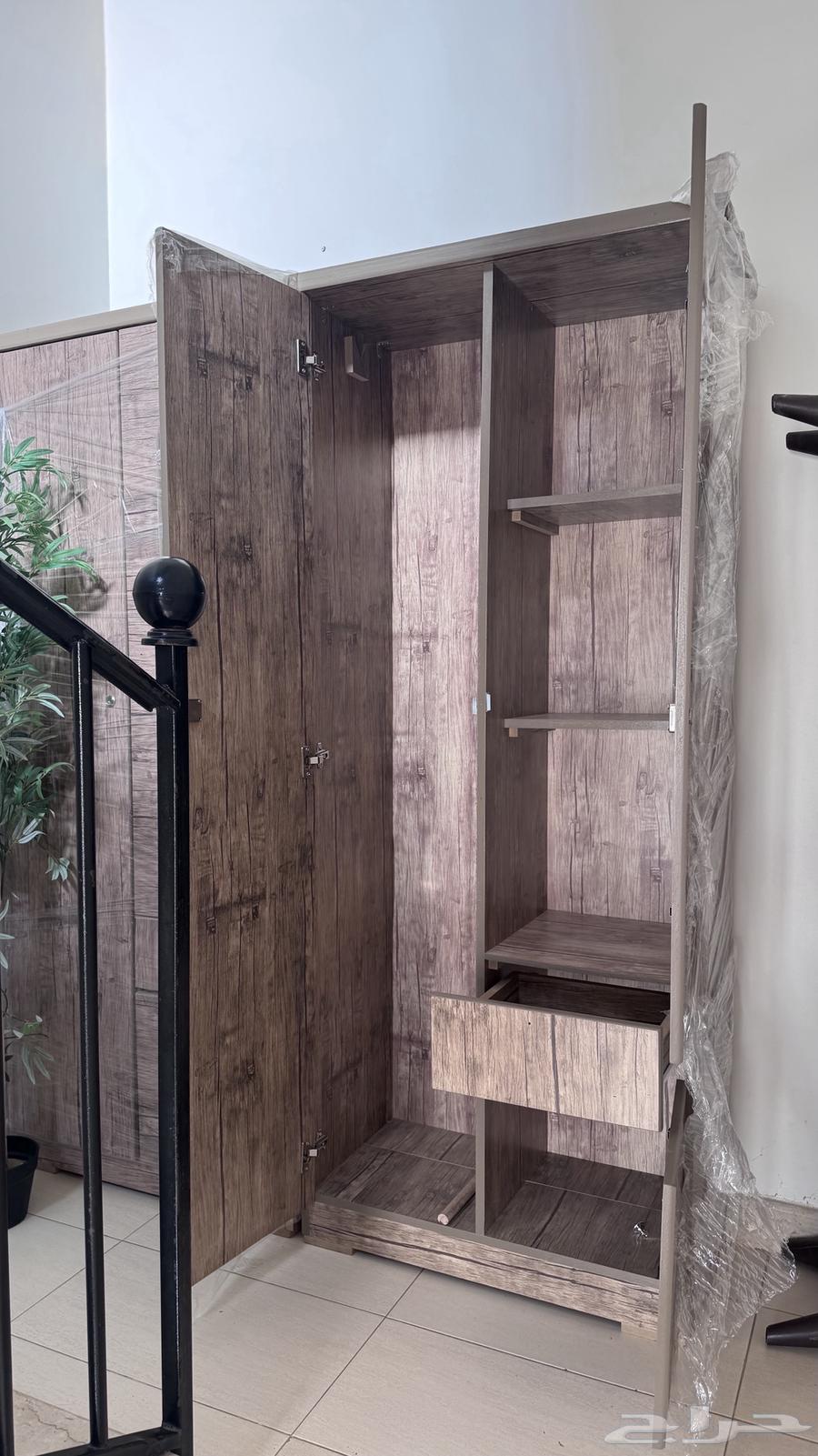 اثاث جديد لم يستخدم64424535256065110