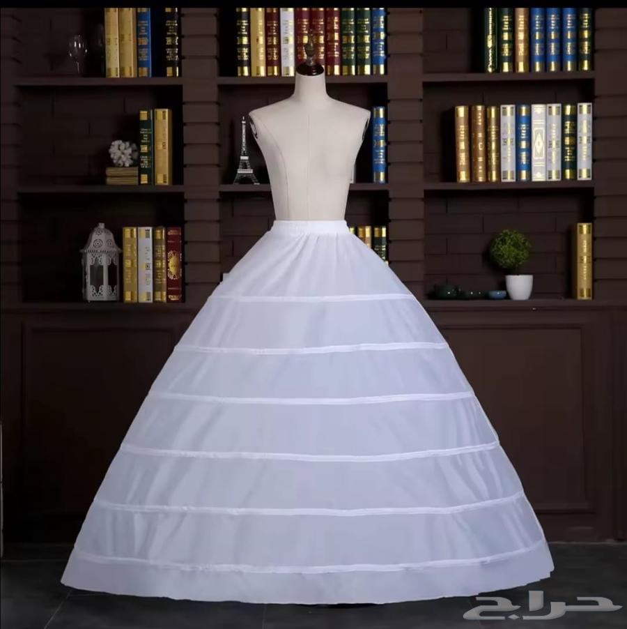 فستان زفاف للبيع بجميع اغراضو سعر2500قابل للتفاوض مقاس s64420135518977112