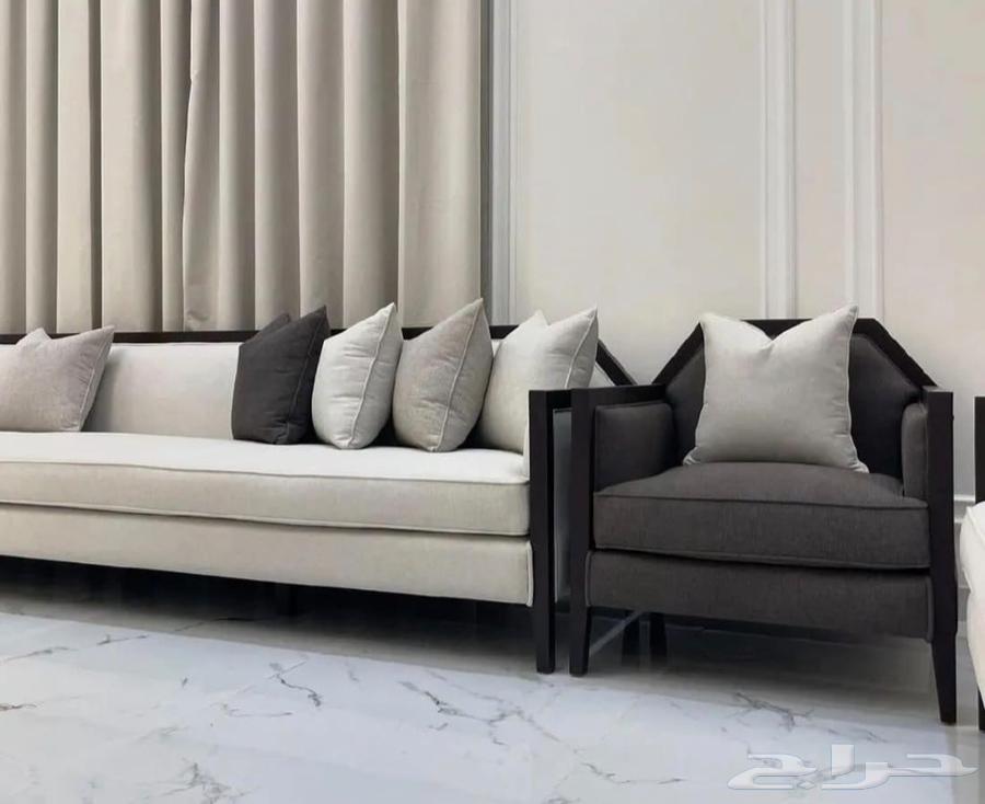 sofa and curtain64419412707075110