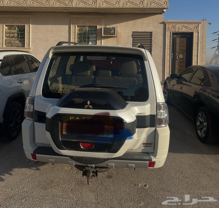 متسوبيشي باجيرو 201664579266336258111