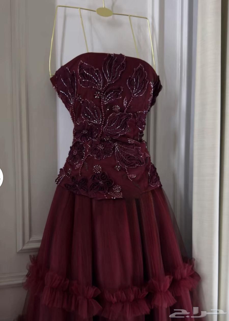 Evening dress worn only once for a few hours, location Jeddah64424159202946110