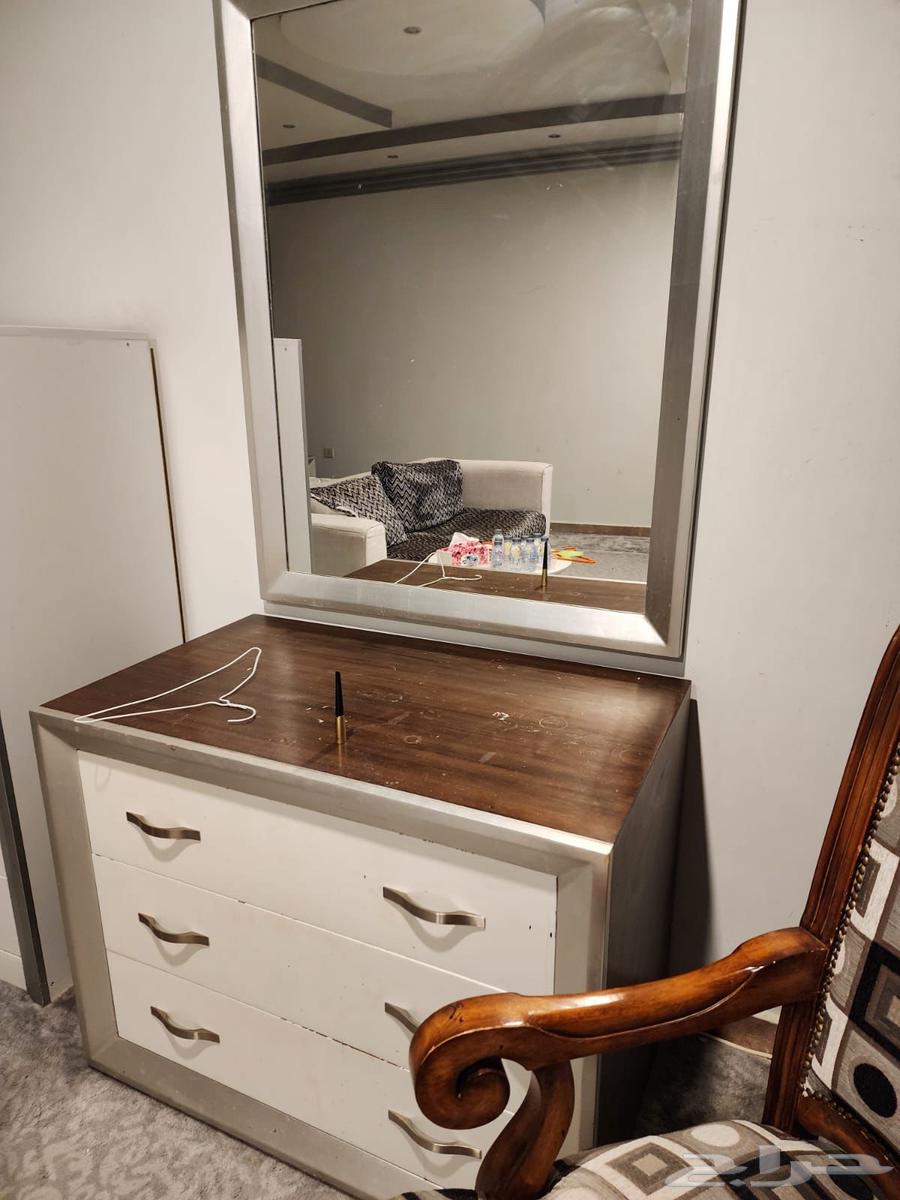 غرفة شبة جديدة64422150712065111