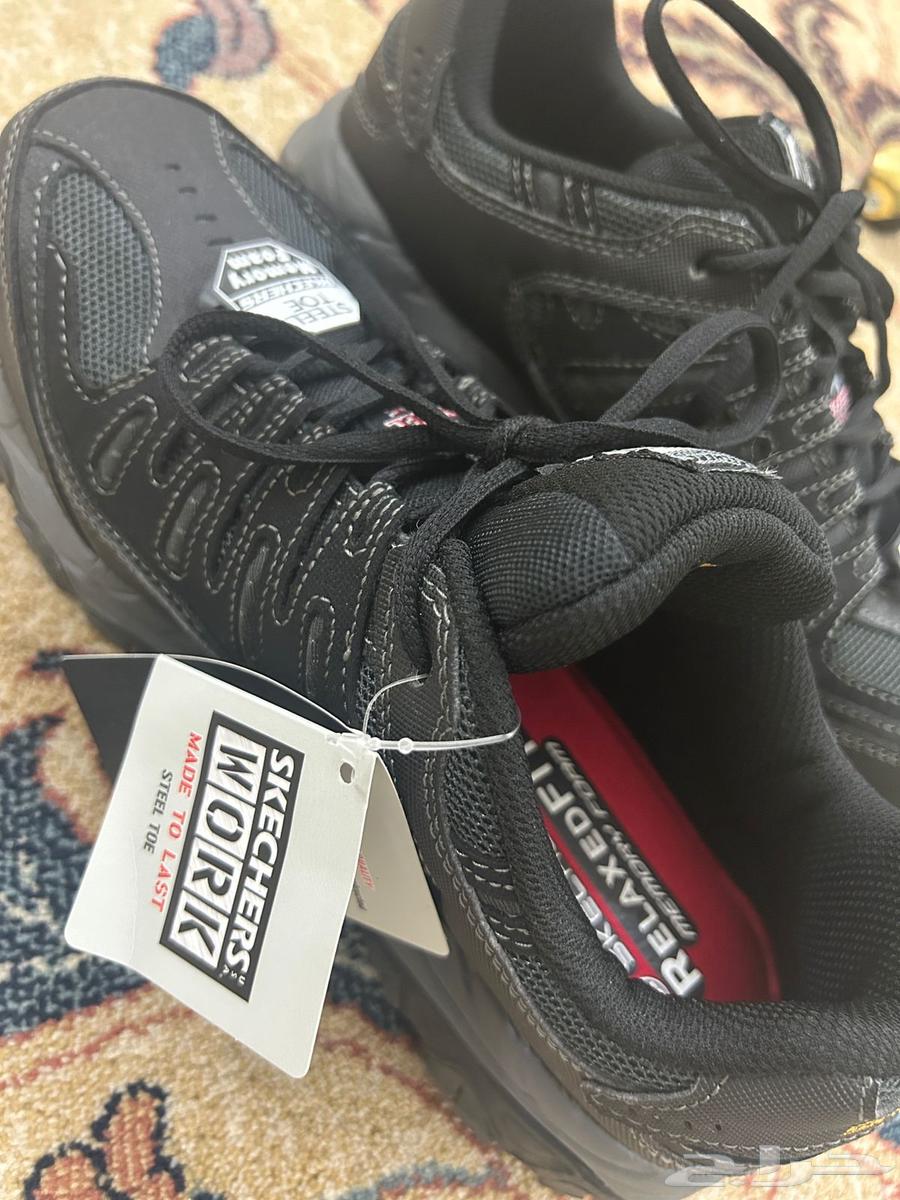 حذاء سلامة سكتشرز 42 جديد64425837957251113