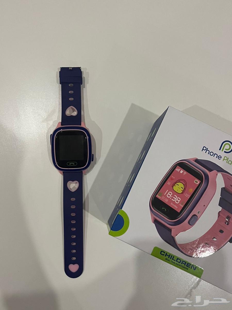Used kids' smartwatch with calling and location tracking, new64422367537922111