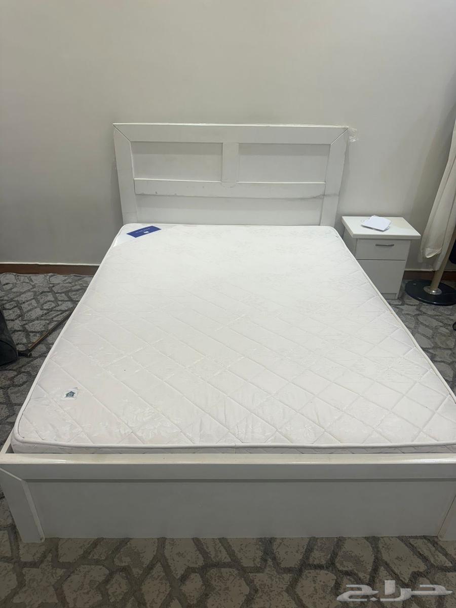 سرير خشب مع مرتبة سليب رويال للبيع64424734628738110