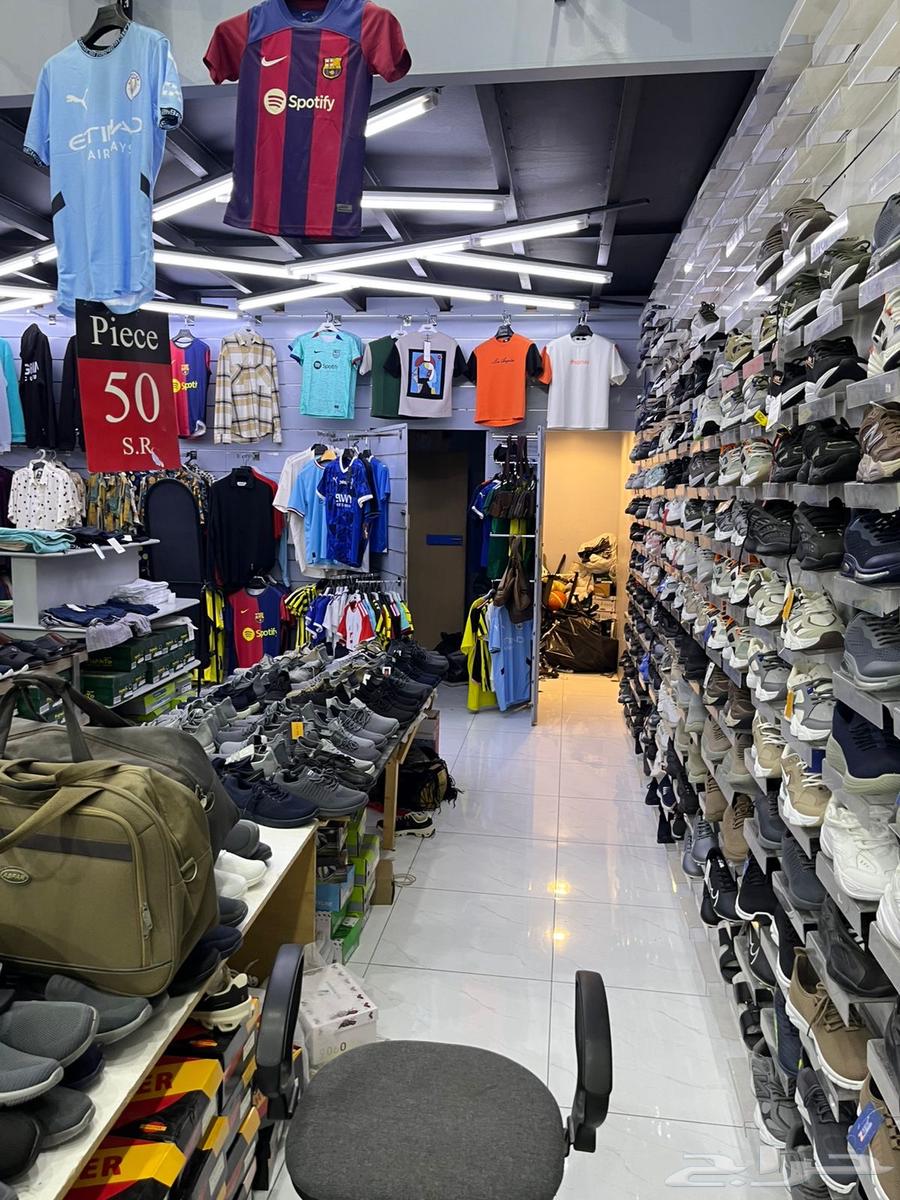 بضاعة محل للبيع64419225099011110