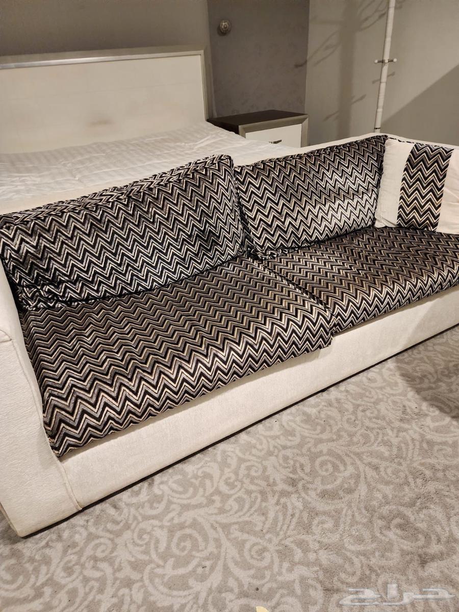 غرفة شبة جديدة64422150712065114