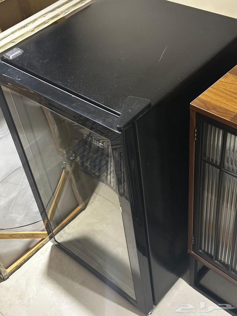 ثلاجة بيسك تبريد باب واحد 2.2 قدم زجاج اسود64422694346497112