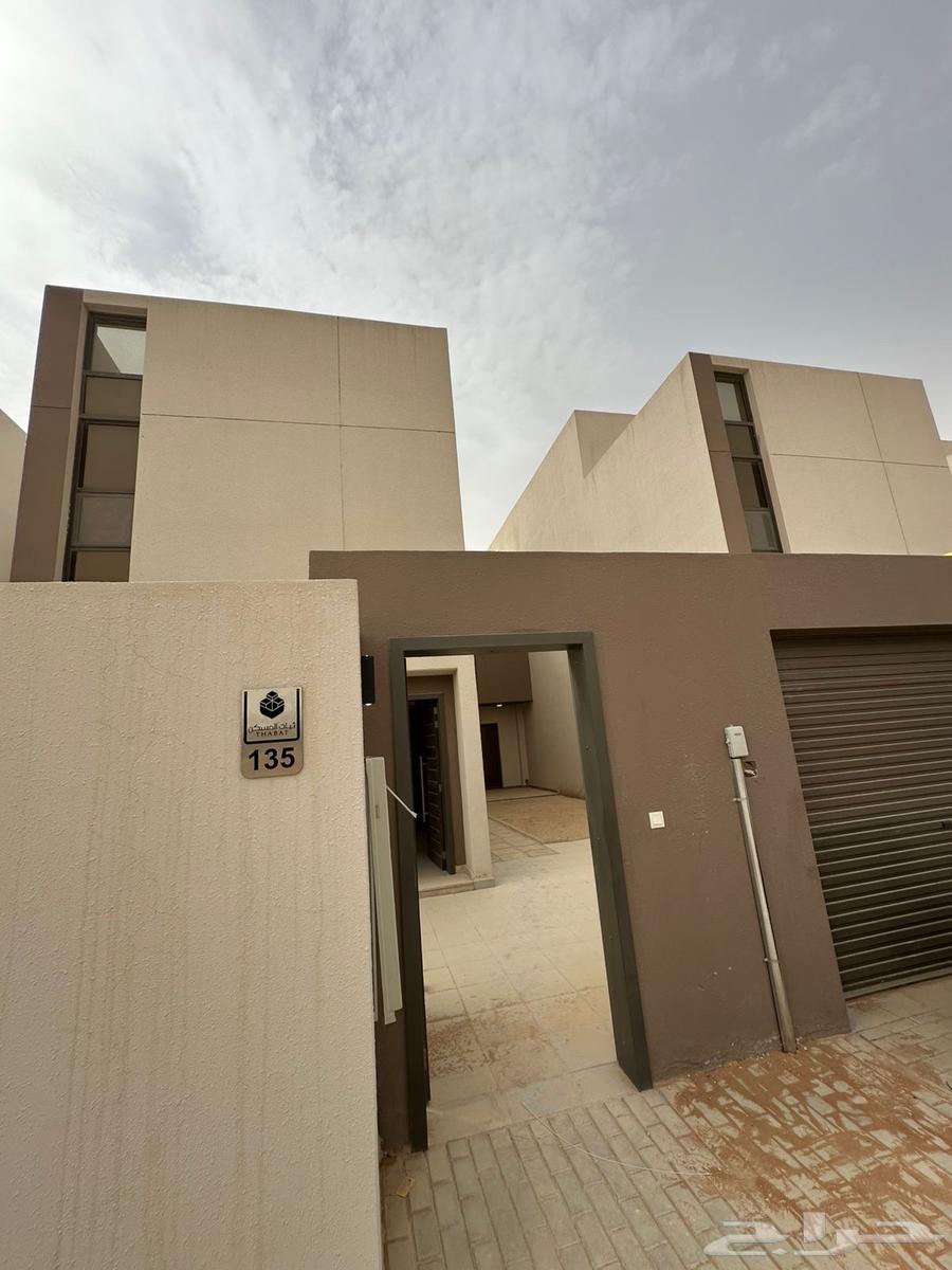 فيلا للإيجار