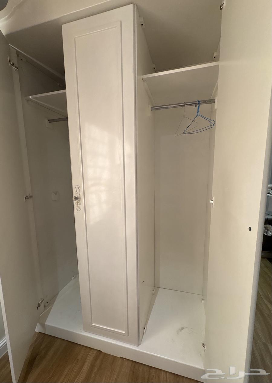 دولاب خشبي للبيع64421418575489112