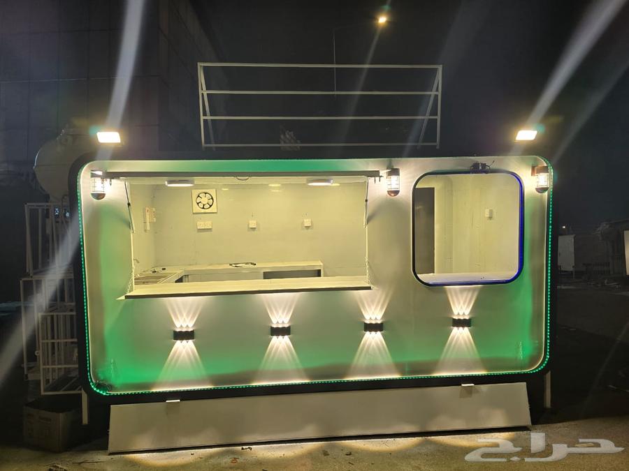 Customizing and preparing food trucks64582214713346113