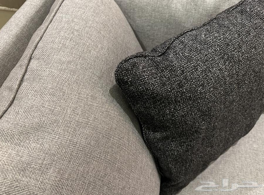 كنبة من مفروشات الرقيب آشلى64421499309569113